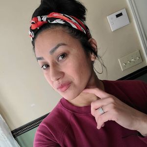 Meet your Posher, Maydi